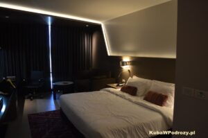 Best Western Premier Sukhumvit - łóżko