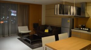 Oaks Bangkok Sathorn Hotel