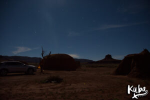 Monument Valley nocą