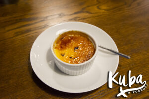 Stół na Szwedzkiej - crème brûlée