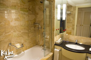 Sheraton Warsaw - łazienka