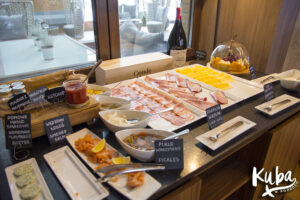 AC Hotel by Marriott Wrocław - śniadanie